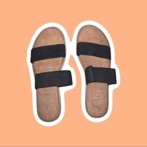 Women’s Slip On Sandal